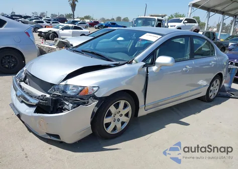 2010 Honda Civic Lx z USA, uszkodzony, nr VIN 19XFA1F54AE031082